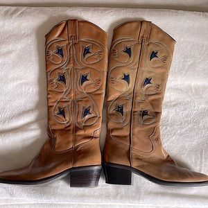 Matisse “Alabama” Western Cowboy Boots, size 7 M, tan leather